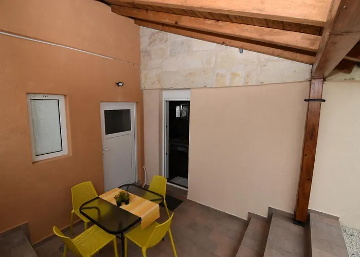 Gordana Apartman Razanac